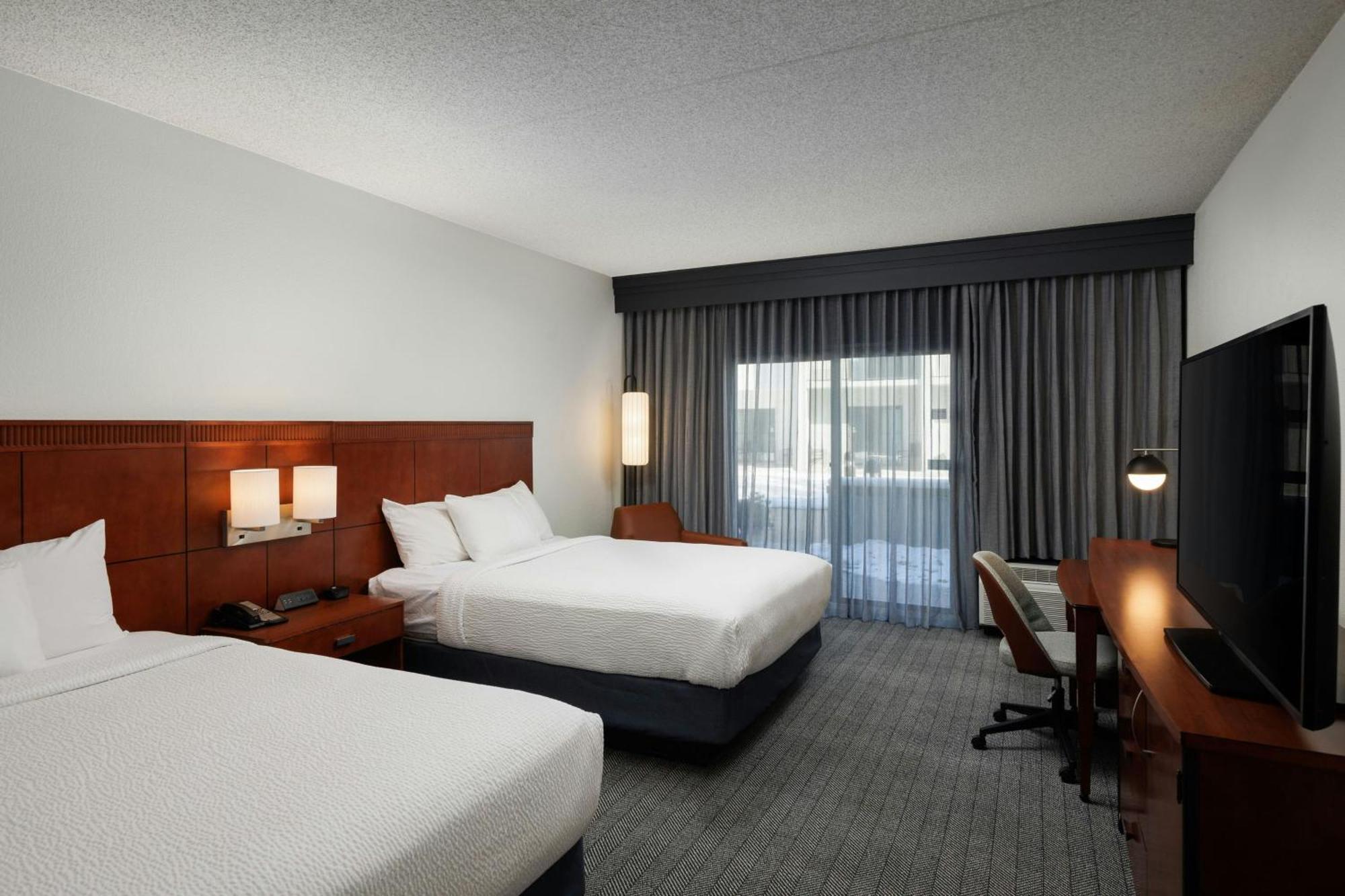 Courtyard By Marriott Denver Central Park エクステリア 写真